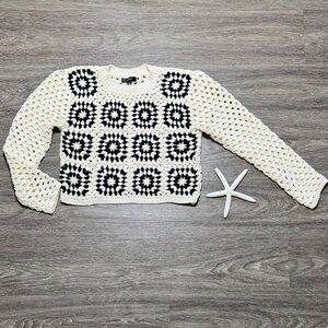 NWT! AQUA Women’s Crochet Granny Square Sweater, Size XS
